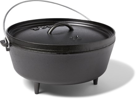 Lodge 6 qt. Camp Dutch Oven