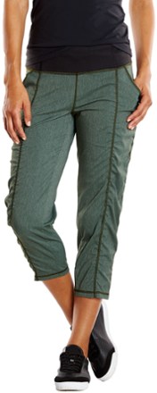 Lucy, Pants & Jumpsuits, Lucy Powermax Capri Leggings