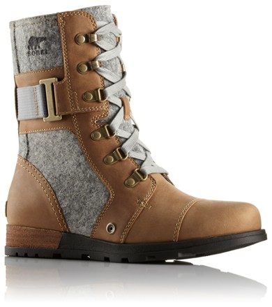 Sorel women's major carly snow boot on sale